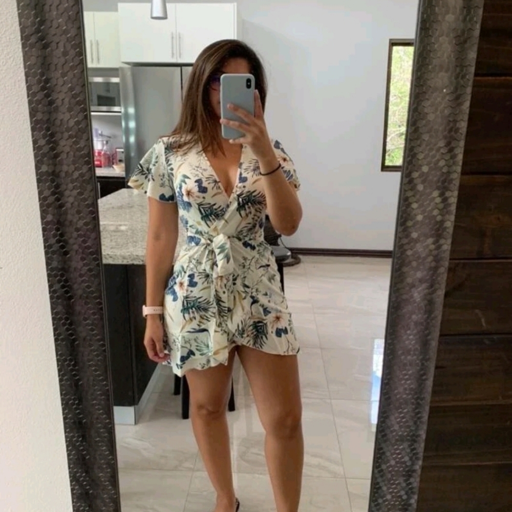 Vestido con Estampado Tropical